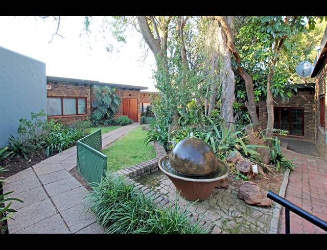 2 BEDROOM APARTMENT FOR SALE IN NORTHGATE